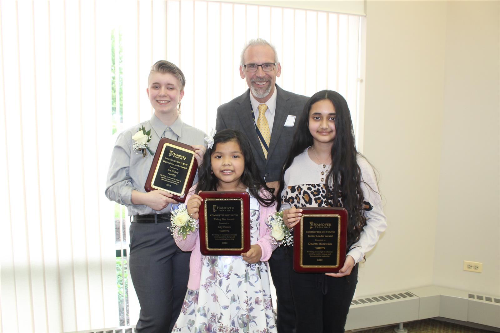  Tony Sanders with Celebration of Leadership Winners 
